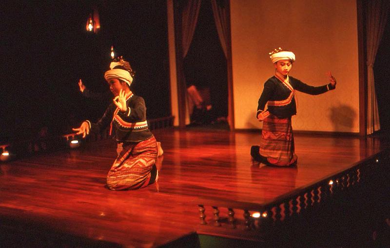 WT 0800 127-33 Thailand.jpg